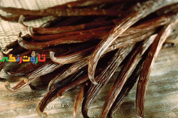 وانیل, خواص وانیل, مضرات وانیل, وانیل و لاغری, طعم وانیل تلخ است, مصرف زیاد وانیل, طریقه مصرف وانیل, وانیل مایع بهتره یا پودری, وانیل ایرانی, عکس وانیل