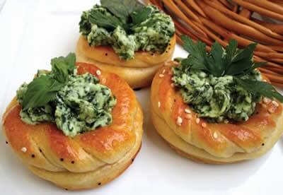 نان و پنیر و سبزی مجلسی برای مهمانی - مواد لازم، طرز تهیه و نکات مهم