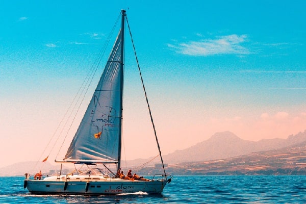 ⛵ تعبیر خواب قایق از نظر معبران معروف و موضوعات مختلف ⛵ تعبیر خواب قایق از نظر معبران معروف و موضوعات مختلف