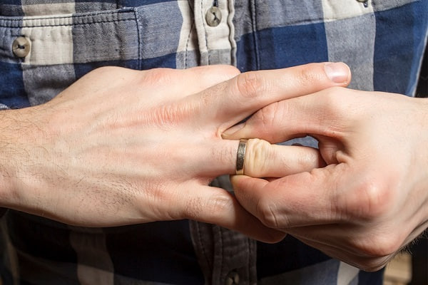 💍 تعبیر خواب انگشتر از نظر معبران معروف و موضوعات مختلف