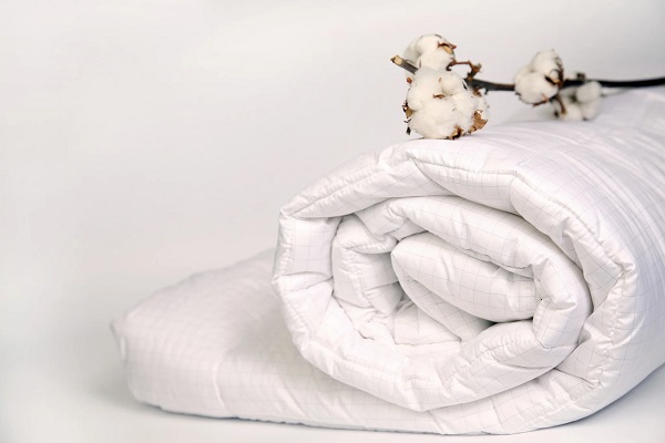 🛏️ تعبیر خواب لحاف از نظر معبران معروف و موضوعات مختلف