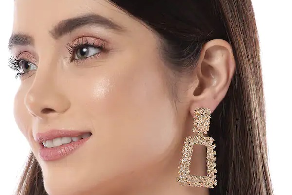 💎 تعبیر خواب گوشواره از نظر معبران معروف و موضوعات مختلف