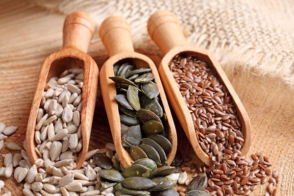 🌱 تعبیر خواب تخمه از نظر معبران معروف و موضوعات مختلف