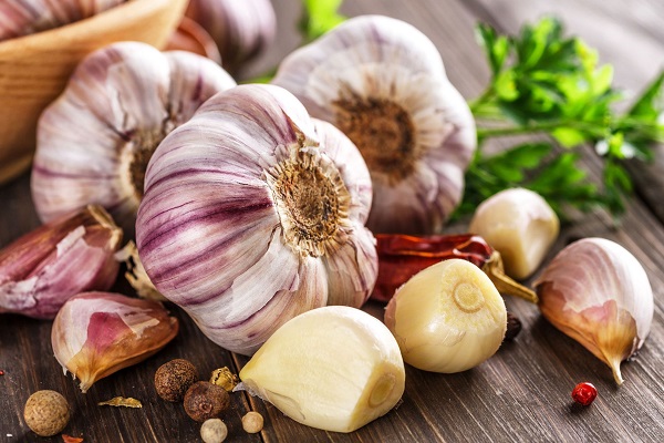 🧄 تعبیر خواب سیر از نظر معبران معروف و موضوعات مختلف