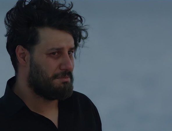 جواد عزتی