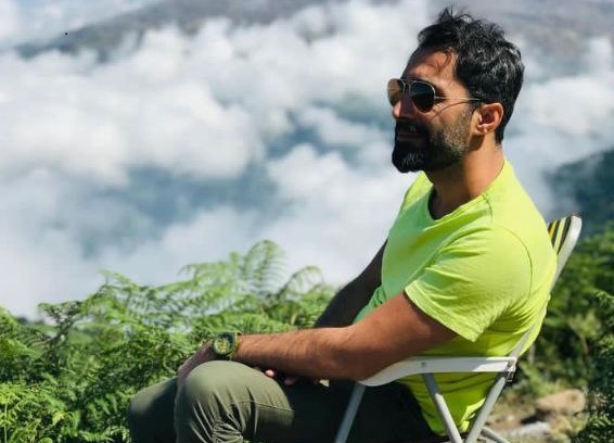 عکس زیبای هادی کاظمی