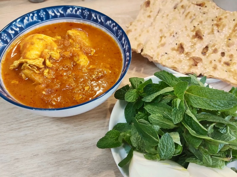 مواد لازم و طرز تهیه اشکنه گوجه مواد لازم و طرز تهیه اشکنه گوجه