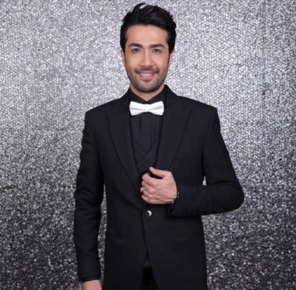 بیوگرافی و زندگینامه حسین مهری بیوگرافی و زندگینامه حسین مهری