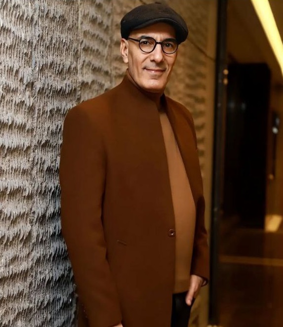 بیوگرافی و زندگینامه بهنام تشکر بیوگرافی و زندگینامه بهنام تشکر