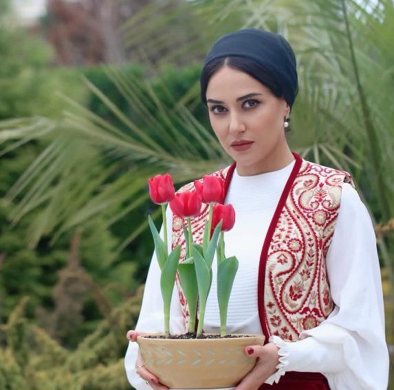 استایل سنتی پریناز ایزدیار