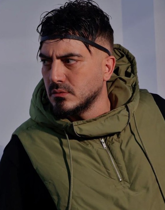 نیما شاهرخ شاهی