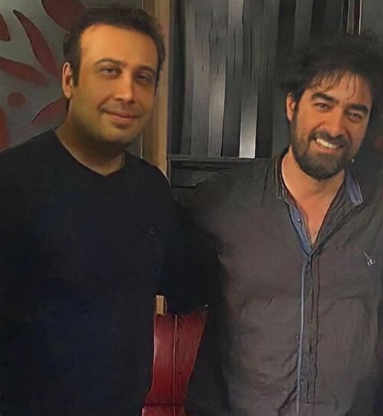 محسن چاوشی در کنار شهاب حسینی