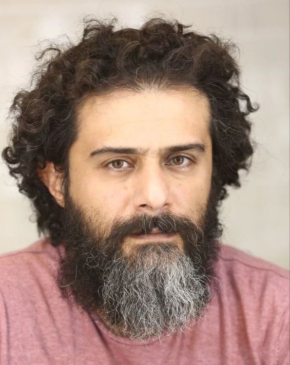 ظاهر متفاوت وحید رهبانی