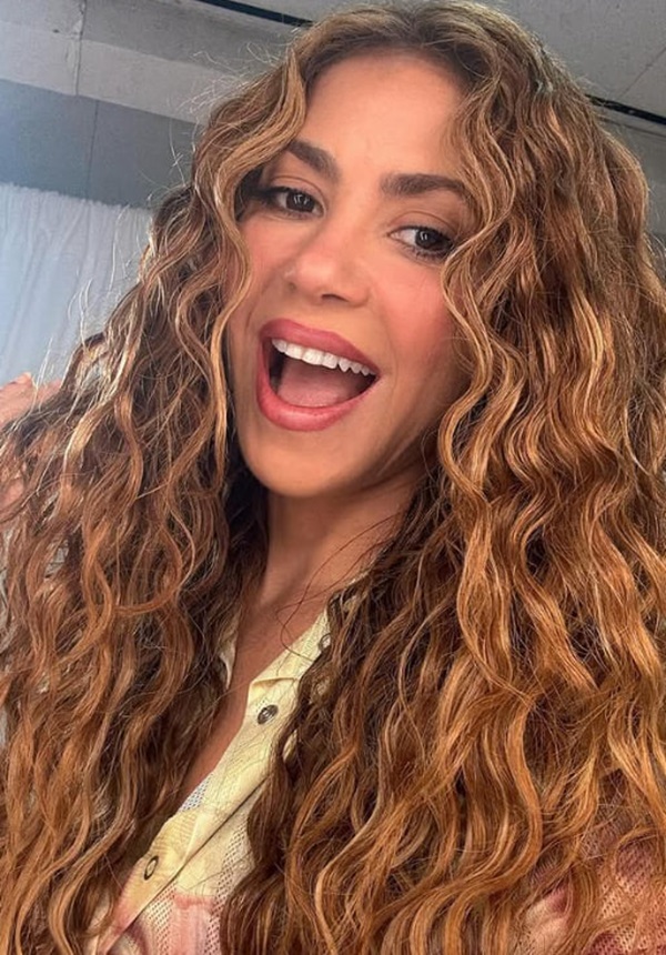 بیوگرافی و زندگینامه شکیرا