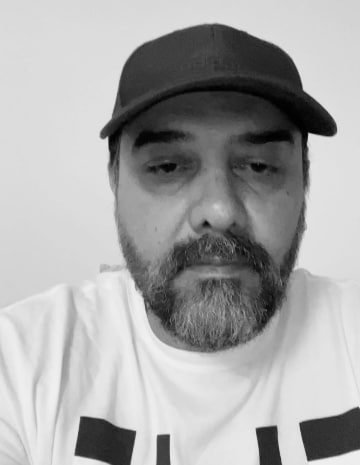 عکس قدیمی برزو ارجمند
