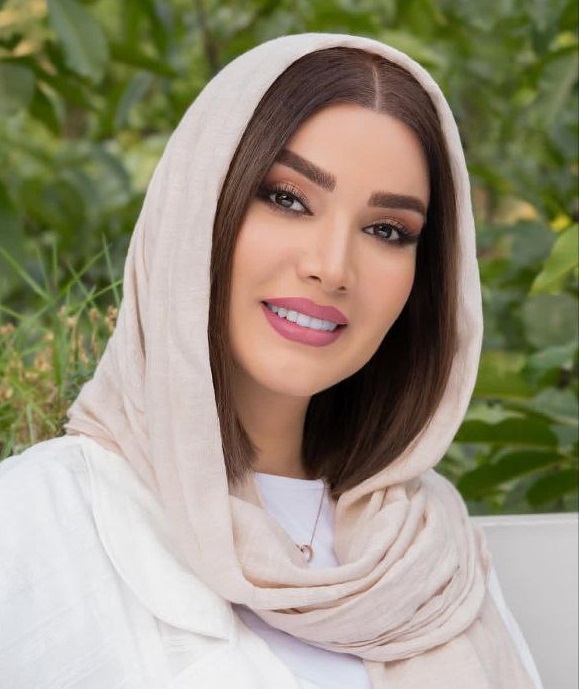 بیوگرافی و زندگینامه متین ستوده بیوگرافی و زندگینامه متین ستوده