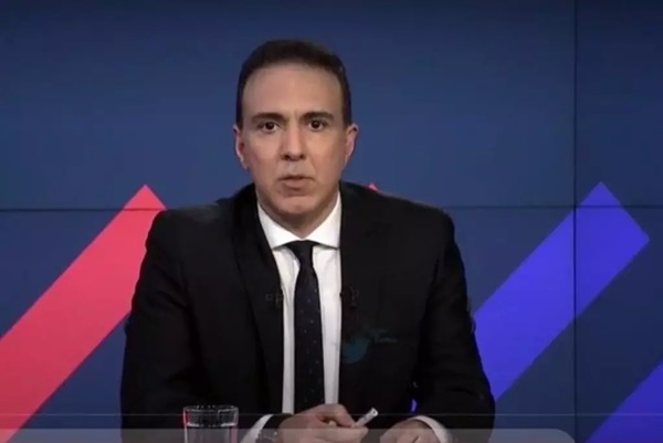 مزدک میرزایی مجری تلویزیون