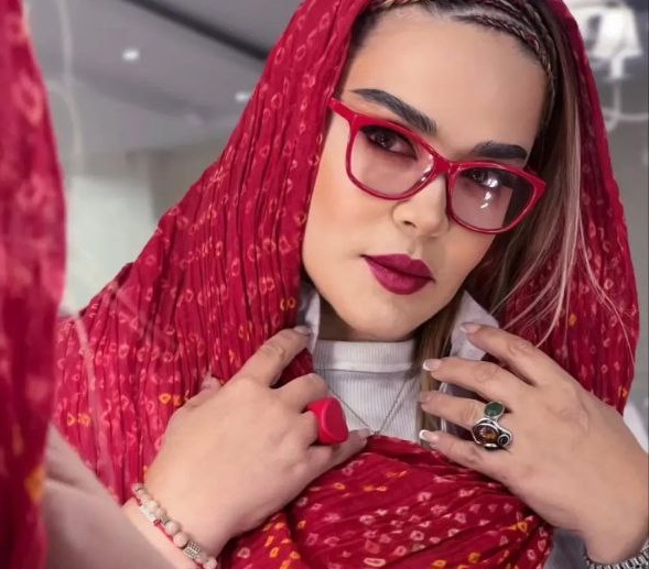 میکاپ زیبای بهاره رهنما